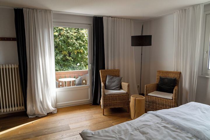 Room 287 of 395