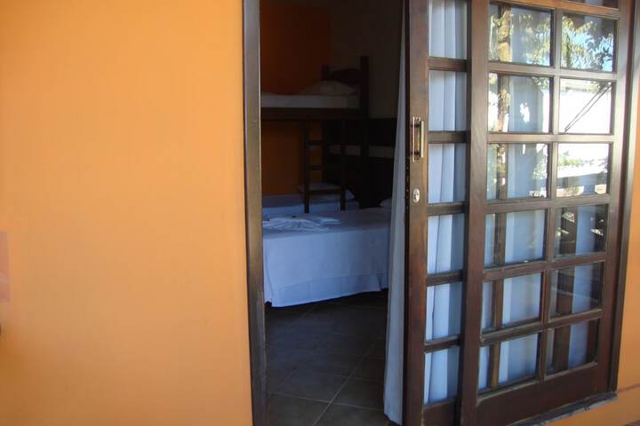 Room 5 of 138