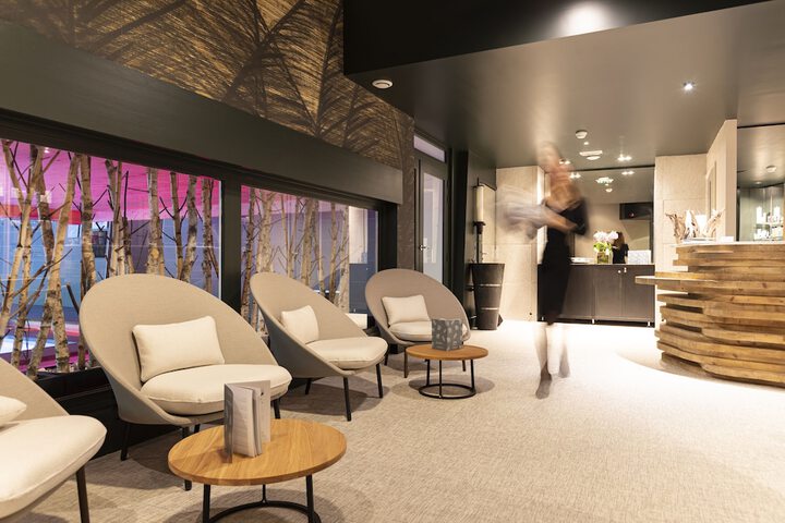 Hotel Interior 102 of 135