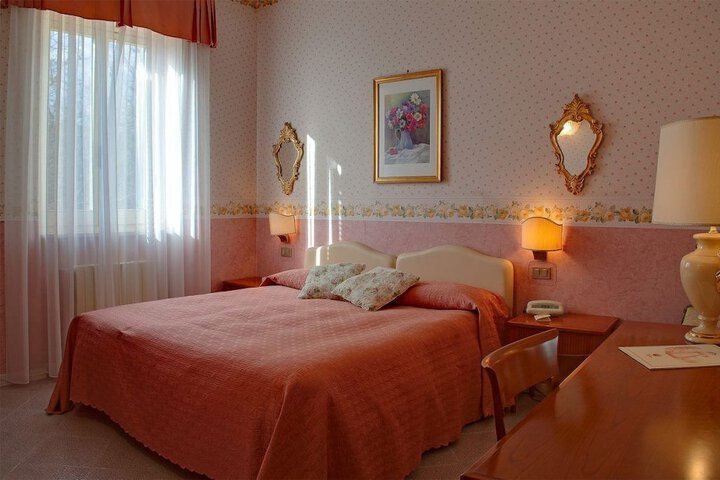 Room 19 of 58