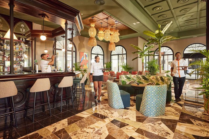 Hotel Interior 6 of 131