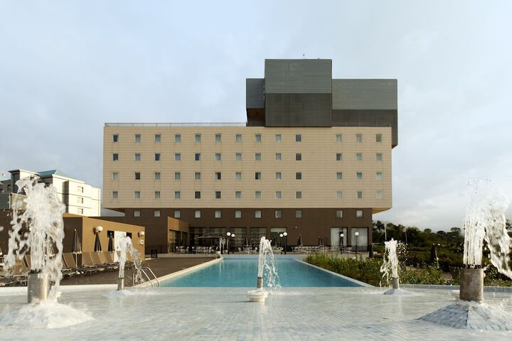 Hotel 27 of 31