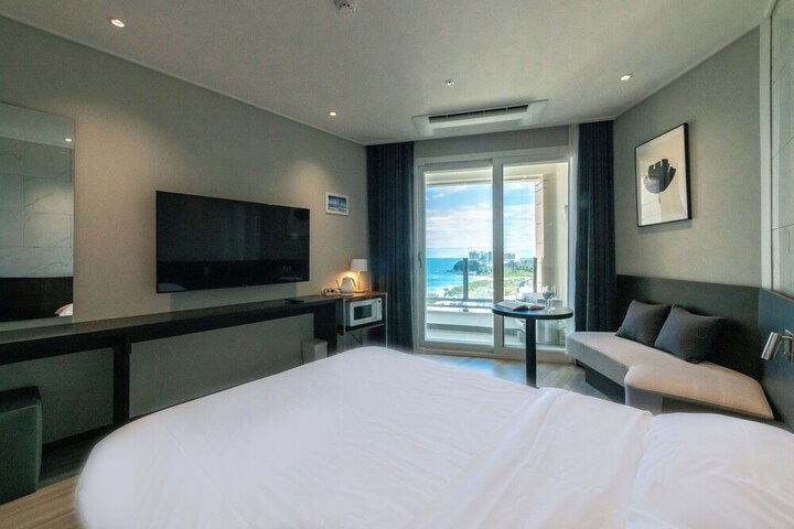 Room 21 of 46