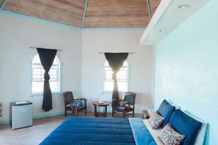 Room 20 of 77