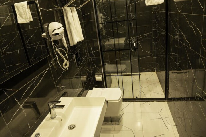 Room 26 of 41