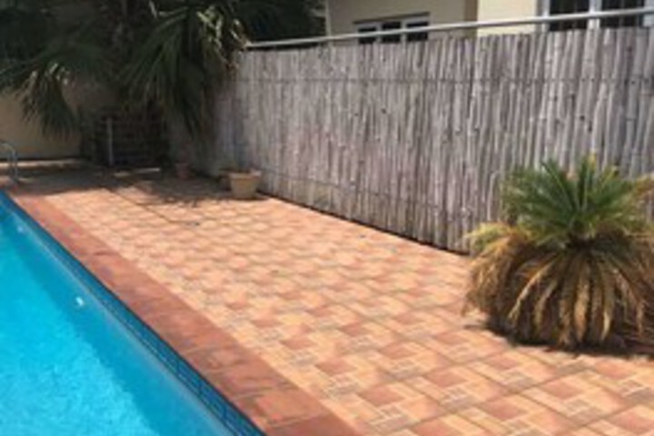 Pool 14 of 14