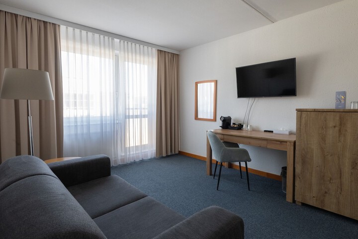 Room 19 of 44