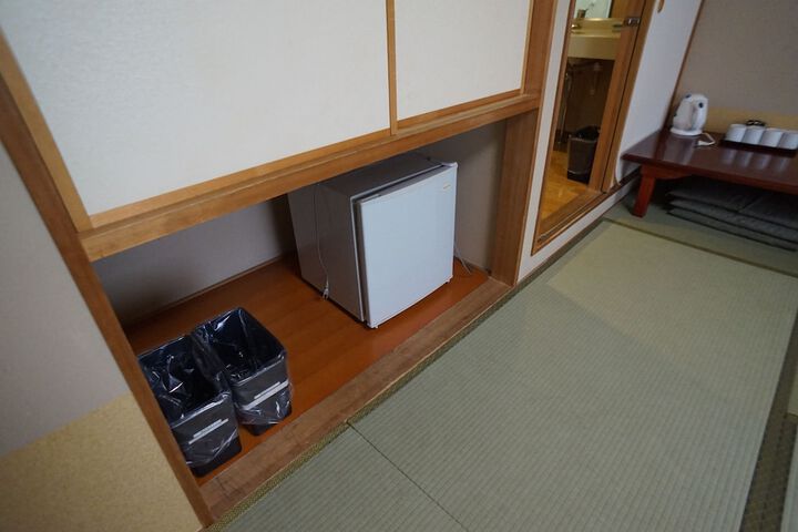 Room amenity