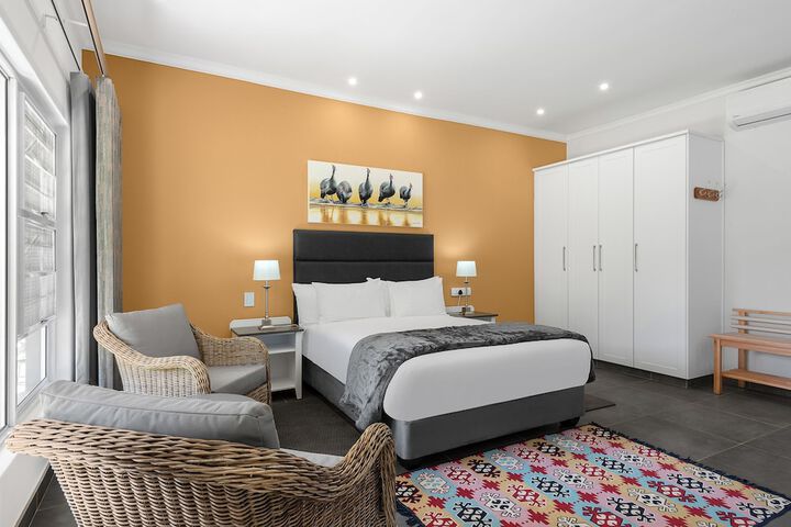 Room 6 of 56