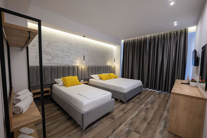 Room 31 of 61