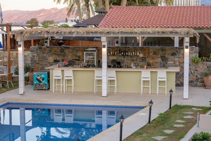 Pool 45 of 73