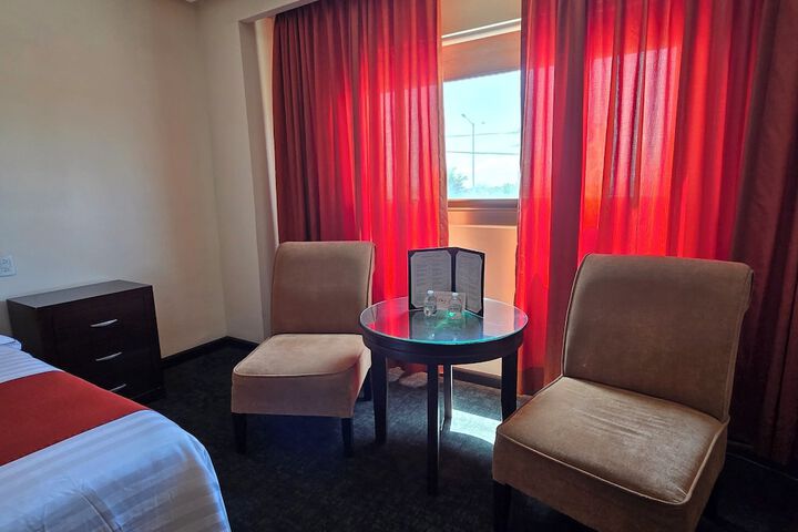 Room 44 of 74