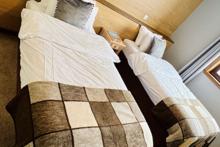 Room 92 of 133