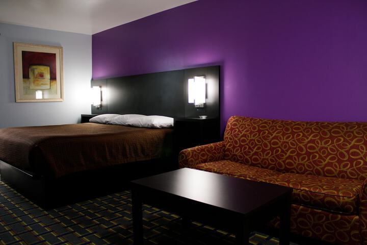 Room 18 of 30