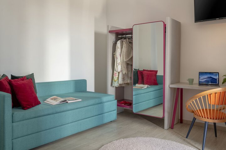 Room 15 of 61