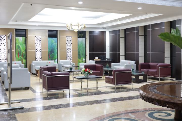 Hotel Interior 5 of 32