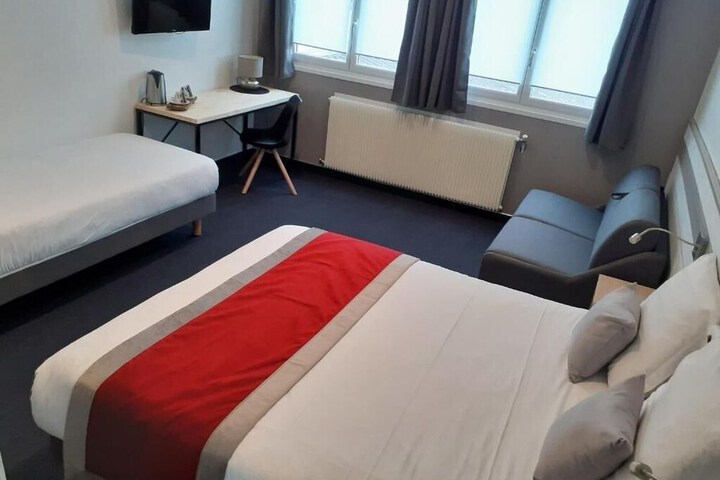 Room 14 of 51