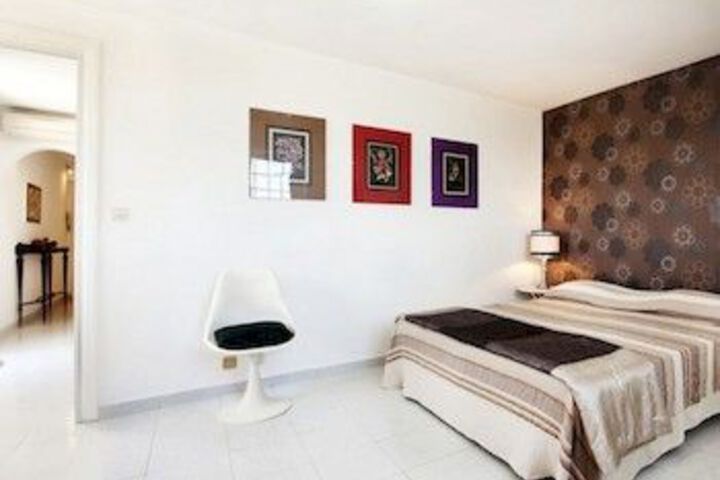 Room 41 of 168
