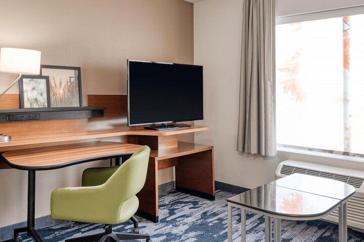 Room 11 of 50