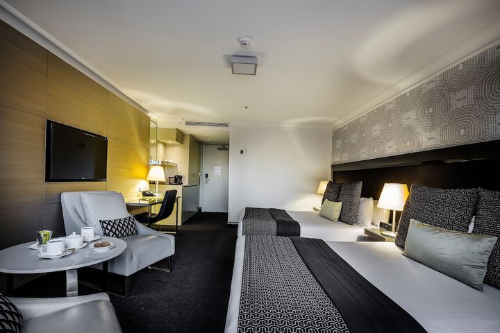 Room 3 of 145