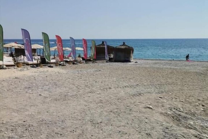 Beach 60 of 78