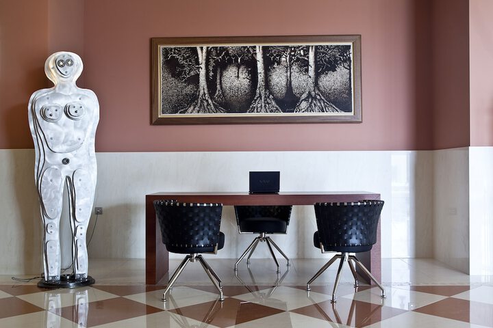 Hotel Interior 7 of 130
