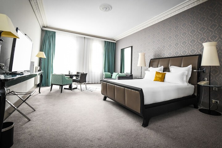 Room 14 of 119