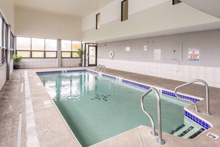 Pool 41 of 56