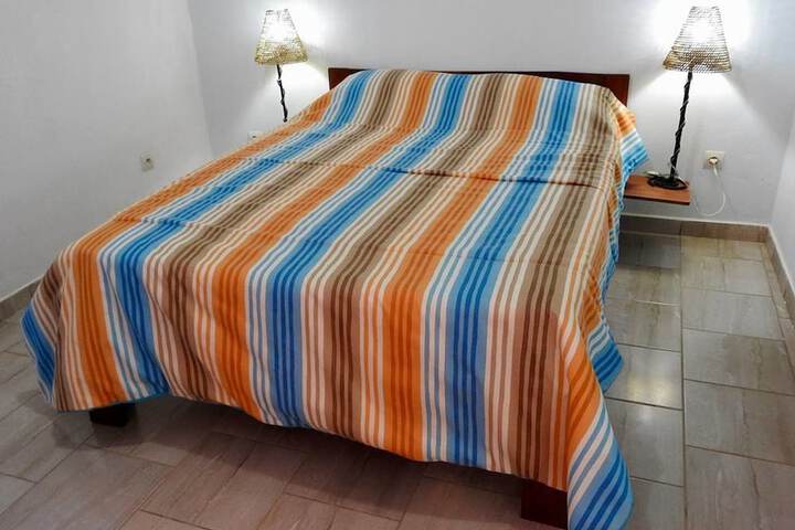 Room 4 of 20