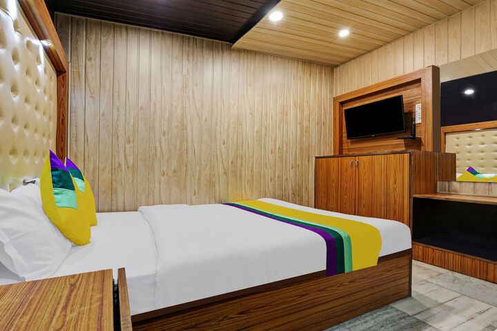 Room 18 of 20