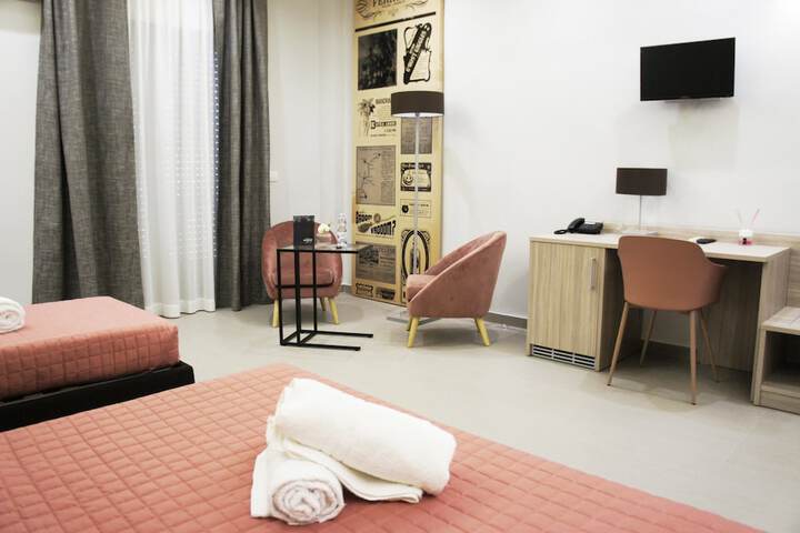 Room 2 of 71