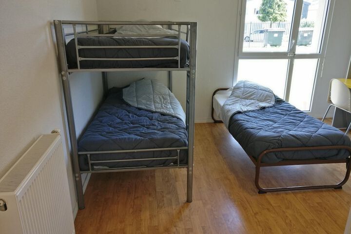 Room 6 of 26