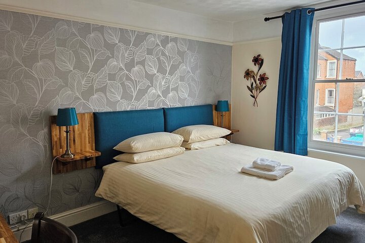 Room 32 of 92