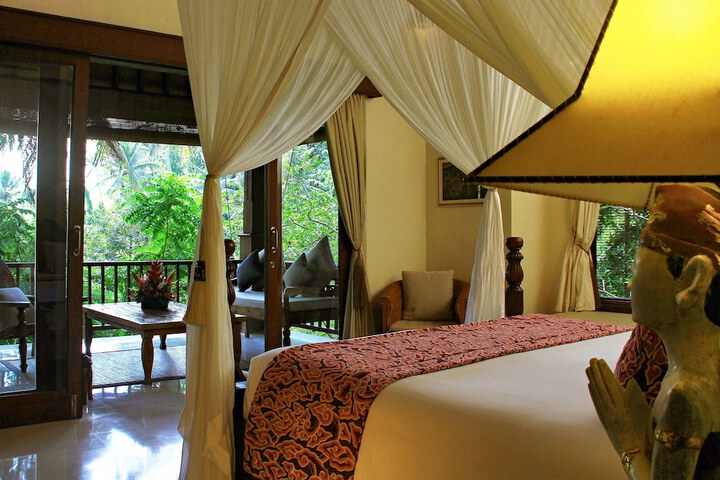 Room 4 of 60