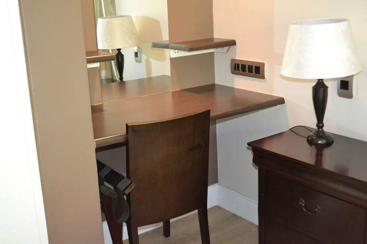 Room 7 of 94