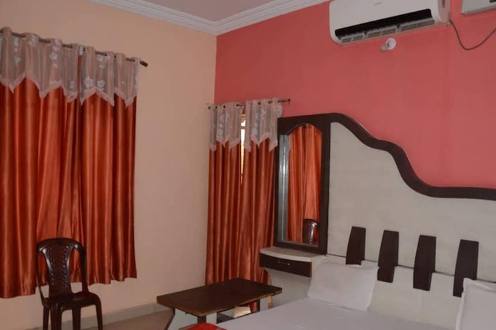 Room 10 of 23
