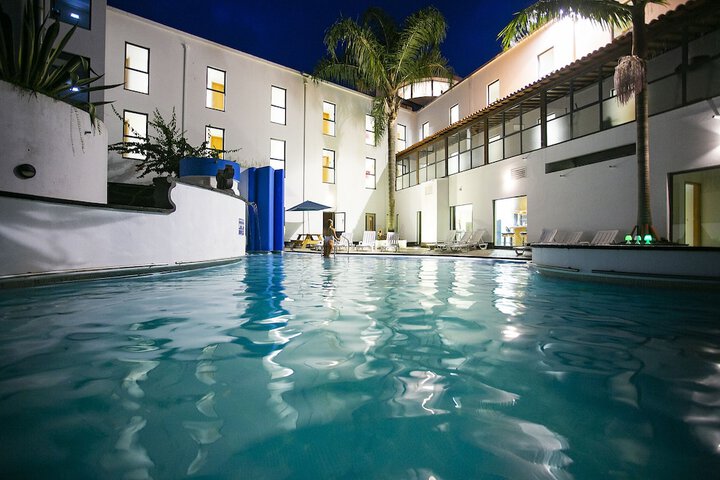 Pool Hotel