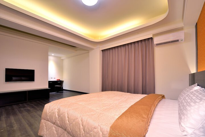 Room 9 of 39