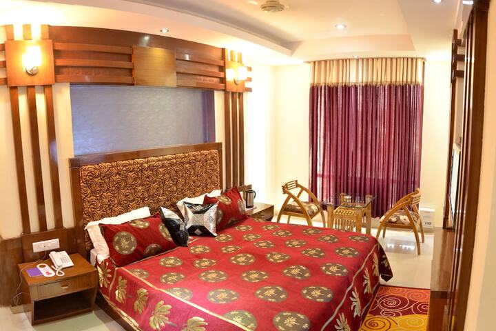 Room 10 of 70