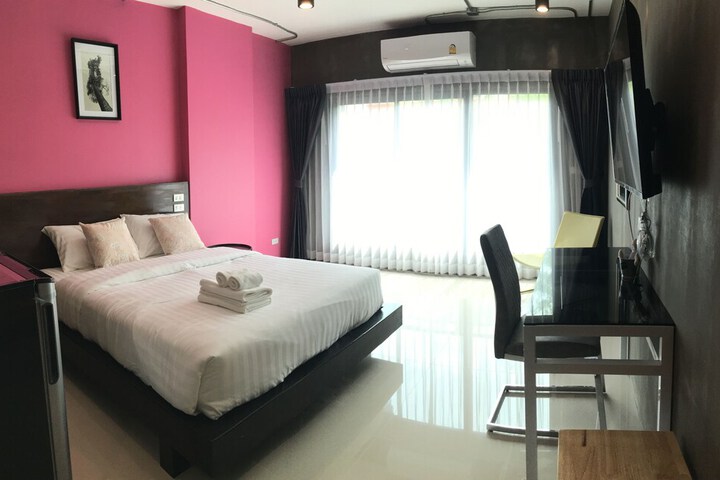 Room 8 of 51