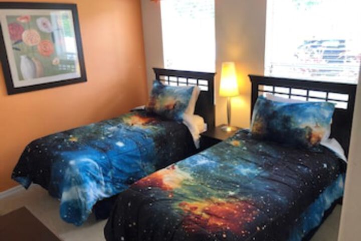 Room 17 of 19