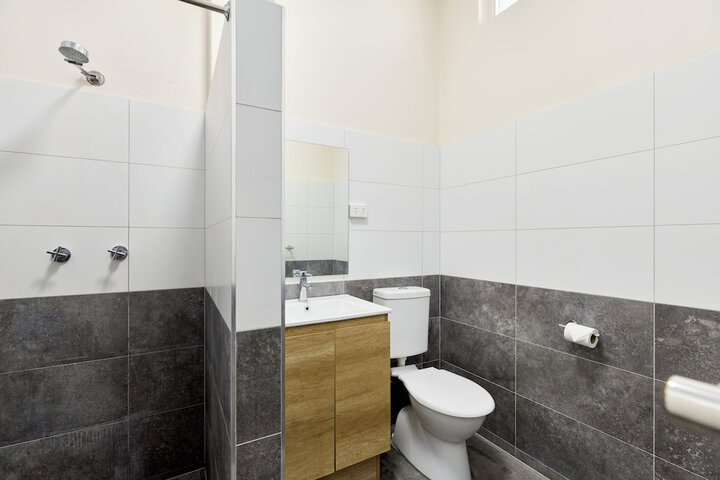 Room 15 of 22
