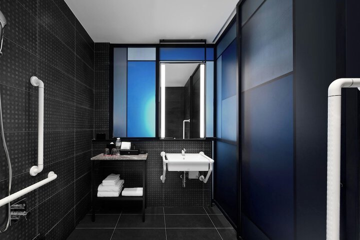 Room 20 of 46
