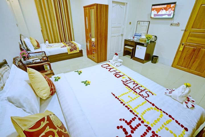 Room 19 of 41