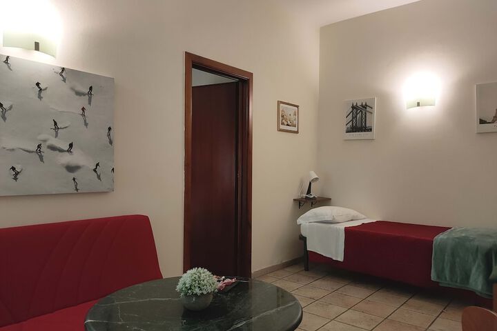 Room 53 of 71