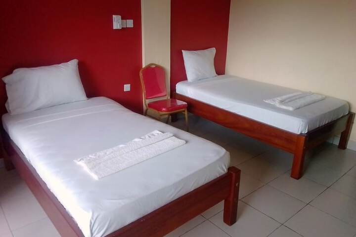 Room 5 of 41