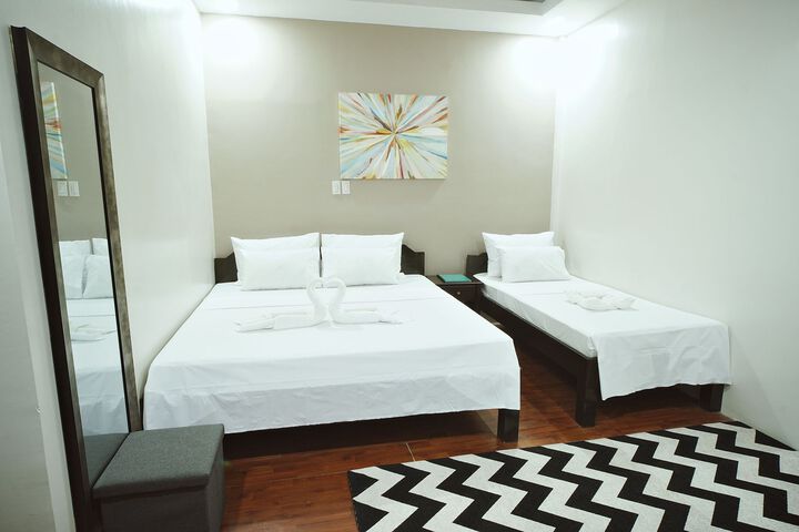 Room 33 of 33