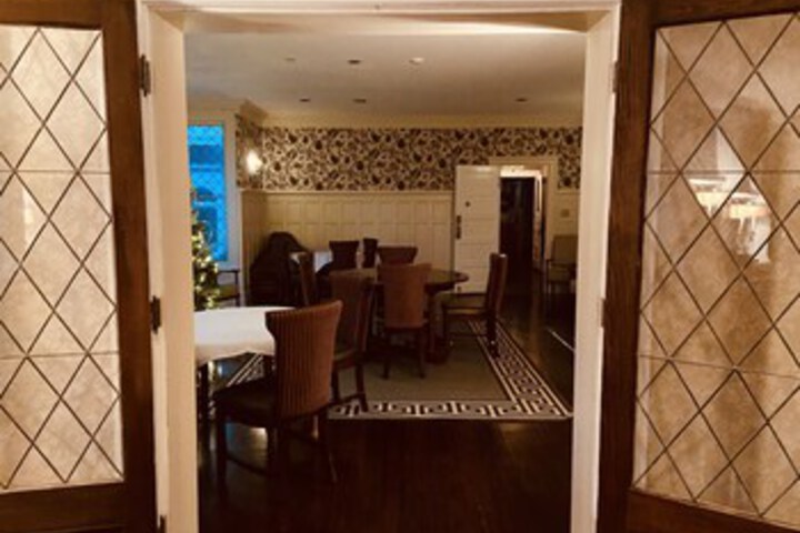 Dining 83 of 130