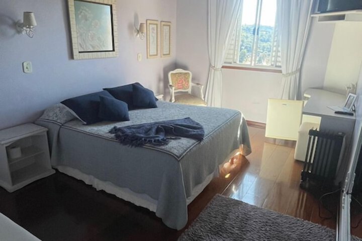 Room 3 of 14