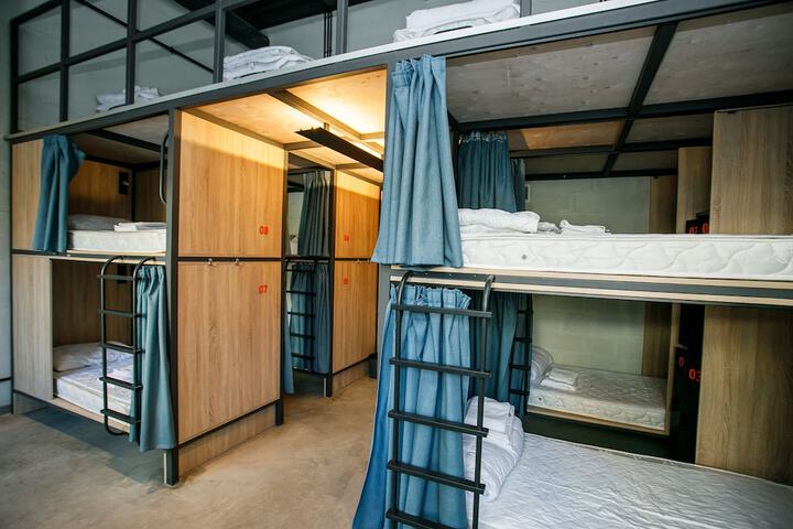 Room 21 of 53